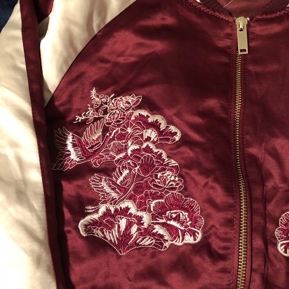 Maroon bomber jacket. - Picture 3 of 7